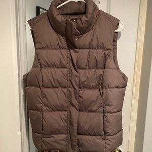 Gap Sz L Womens Puffer Vest in Olive